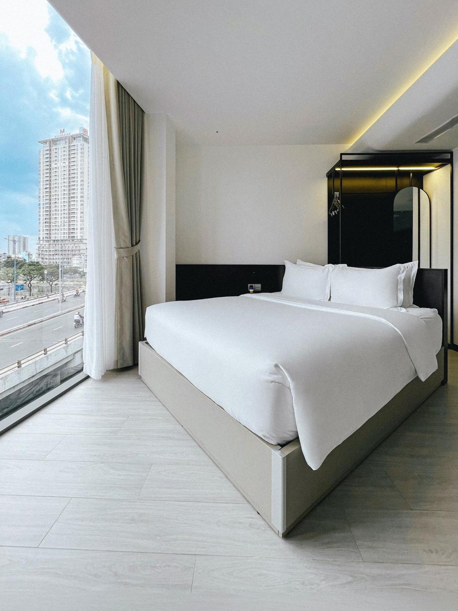 The Concept Hotel Hcmc- District 1 Хошимин Екстериор снимка