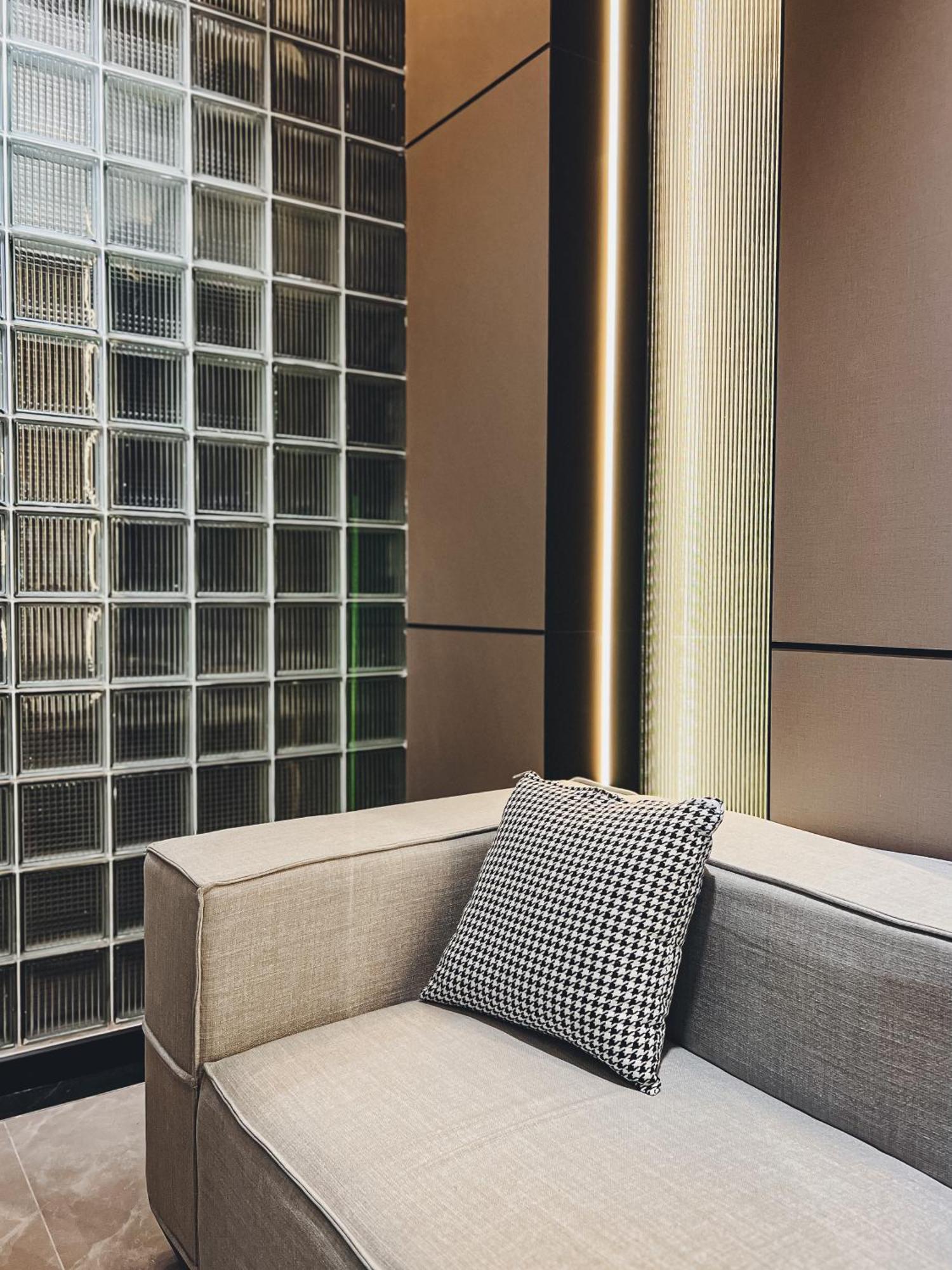 The Concept Hotel Hcmc- District 1 Хошимин Екстериор снимка