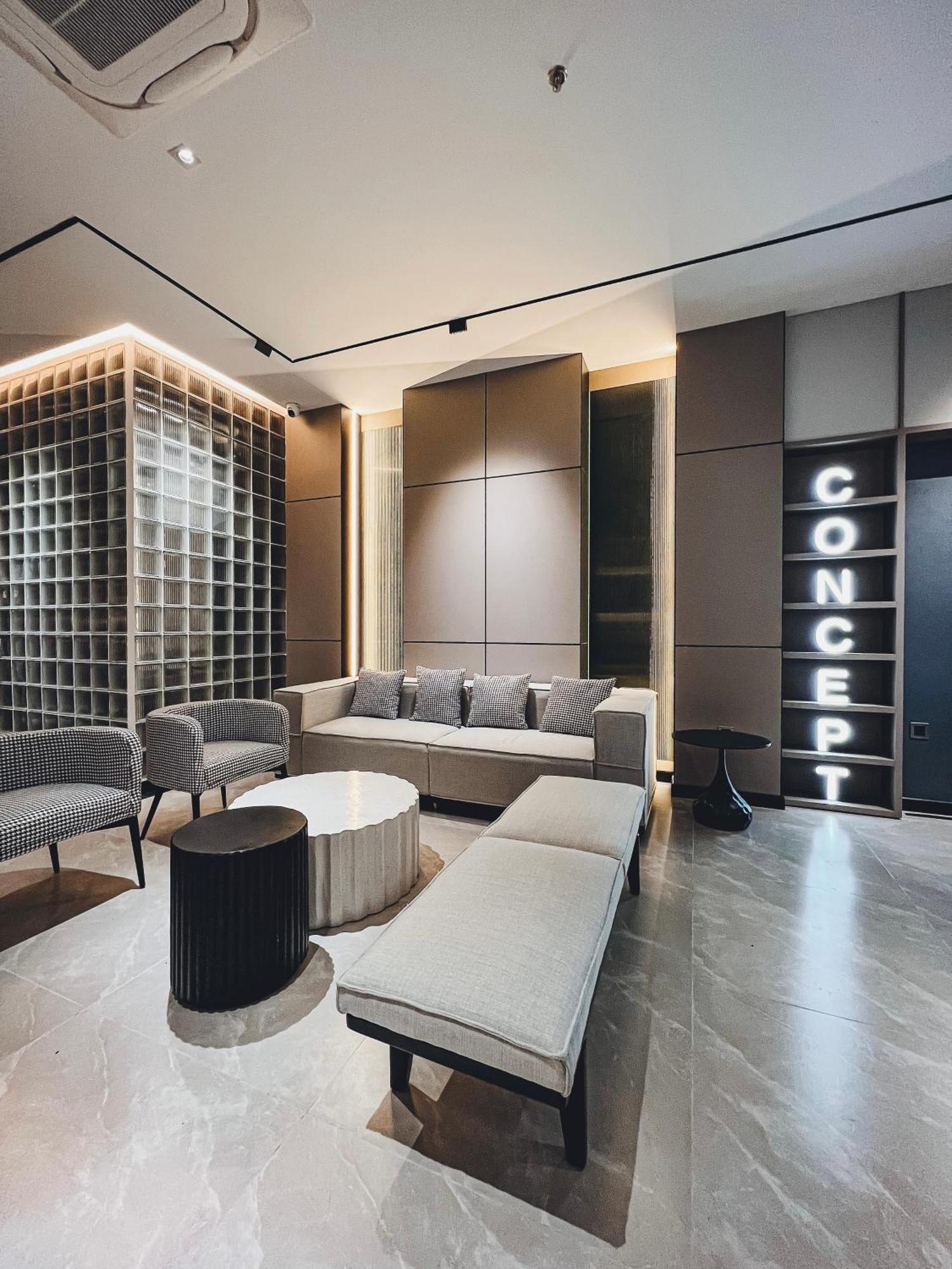 The Concept Hotel Hcmc- District 1 Хошимин Екстериор снимка