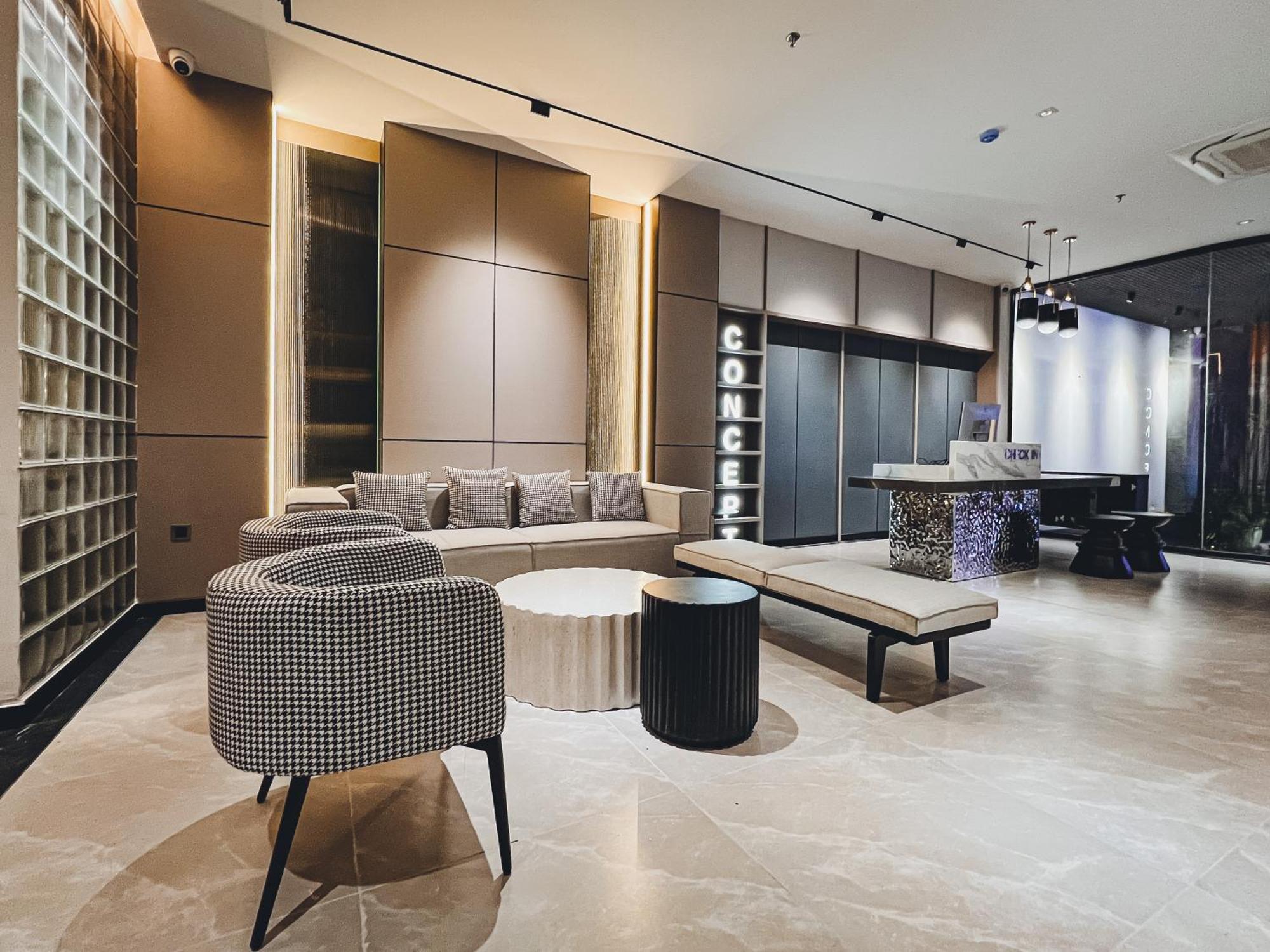The Concept Hotel Hcmc- District 1 Хошимин Екстериор снимка