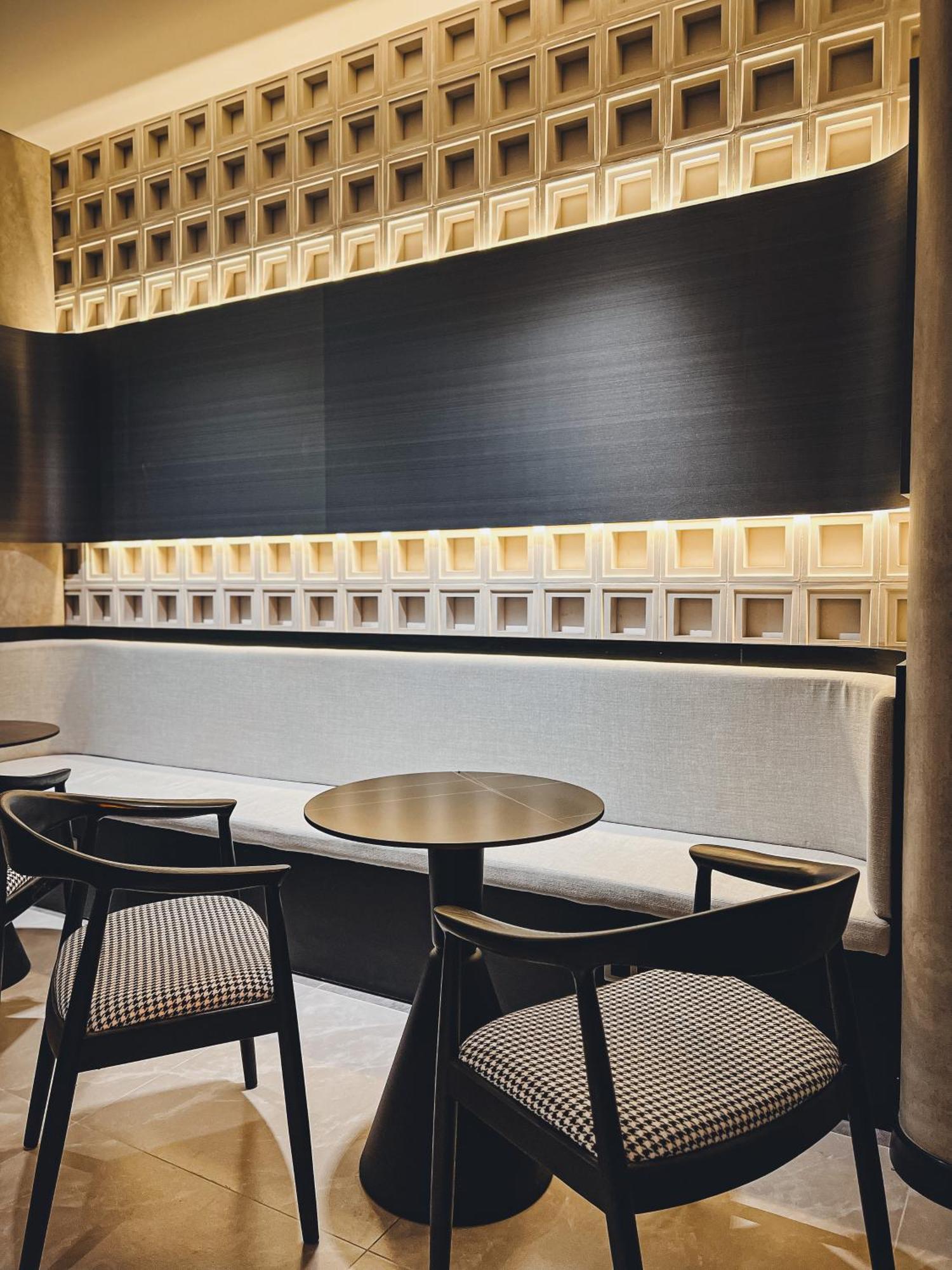 The Concept Hotel Hcmc- District 1 Хошимин Екстериор снимка