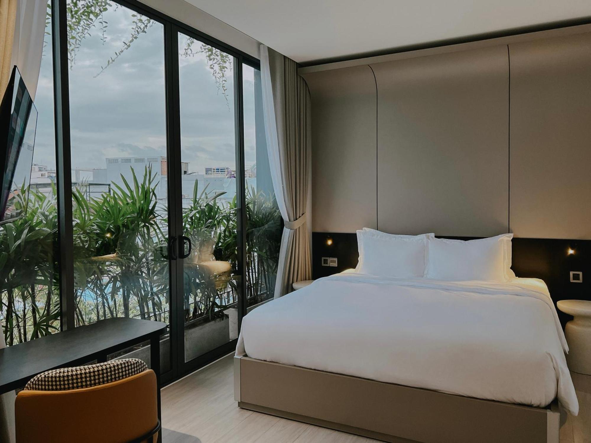The Concept Hotel Hcmc- District 1 Хошимин Стая снимка